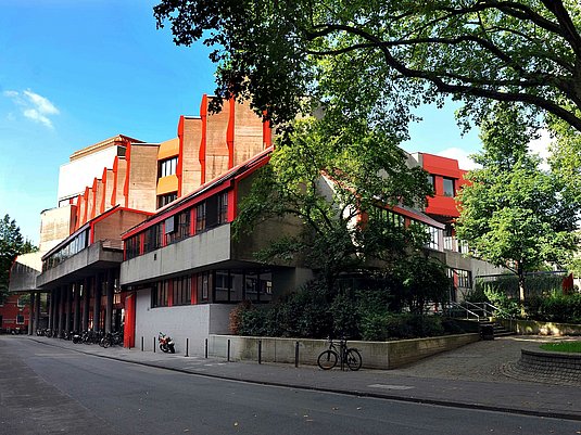 Aussenansicht des Gebäudes am Standort Köln.